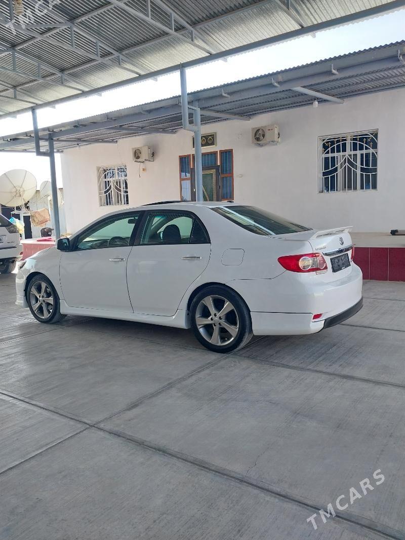 Toyota Corolla 2012 - 160 000 TMT - Гёкдепе - img 3