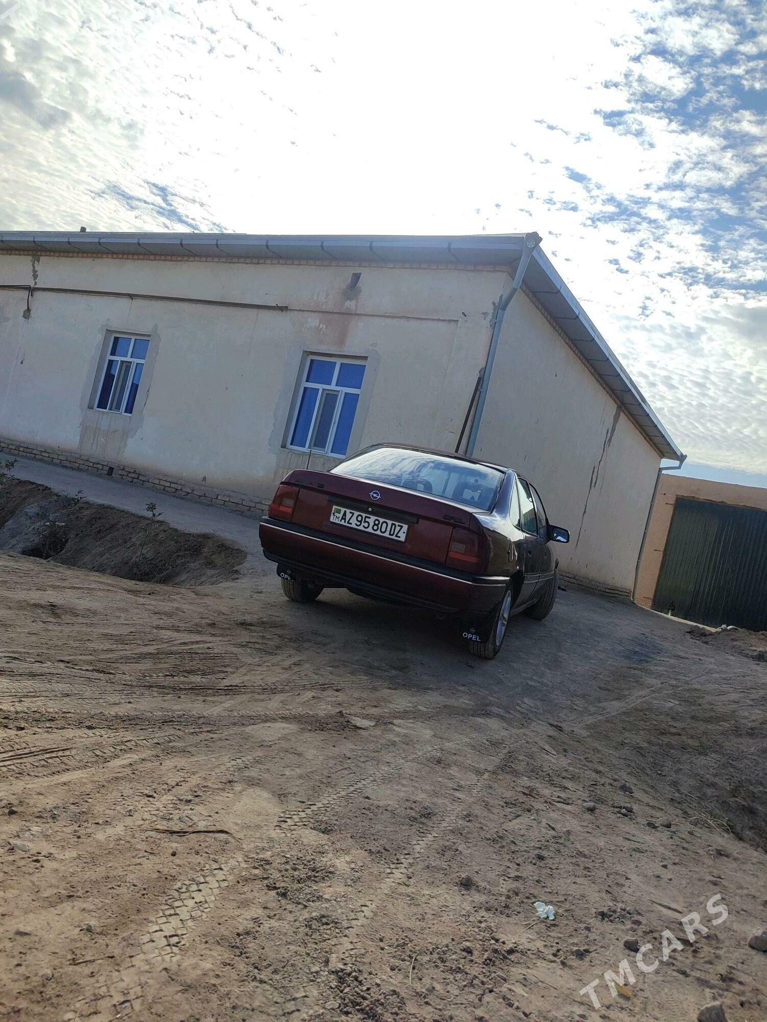 Opel Vectra 1992 - 32 000 TMT - Шабатский этрап - img 3