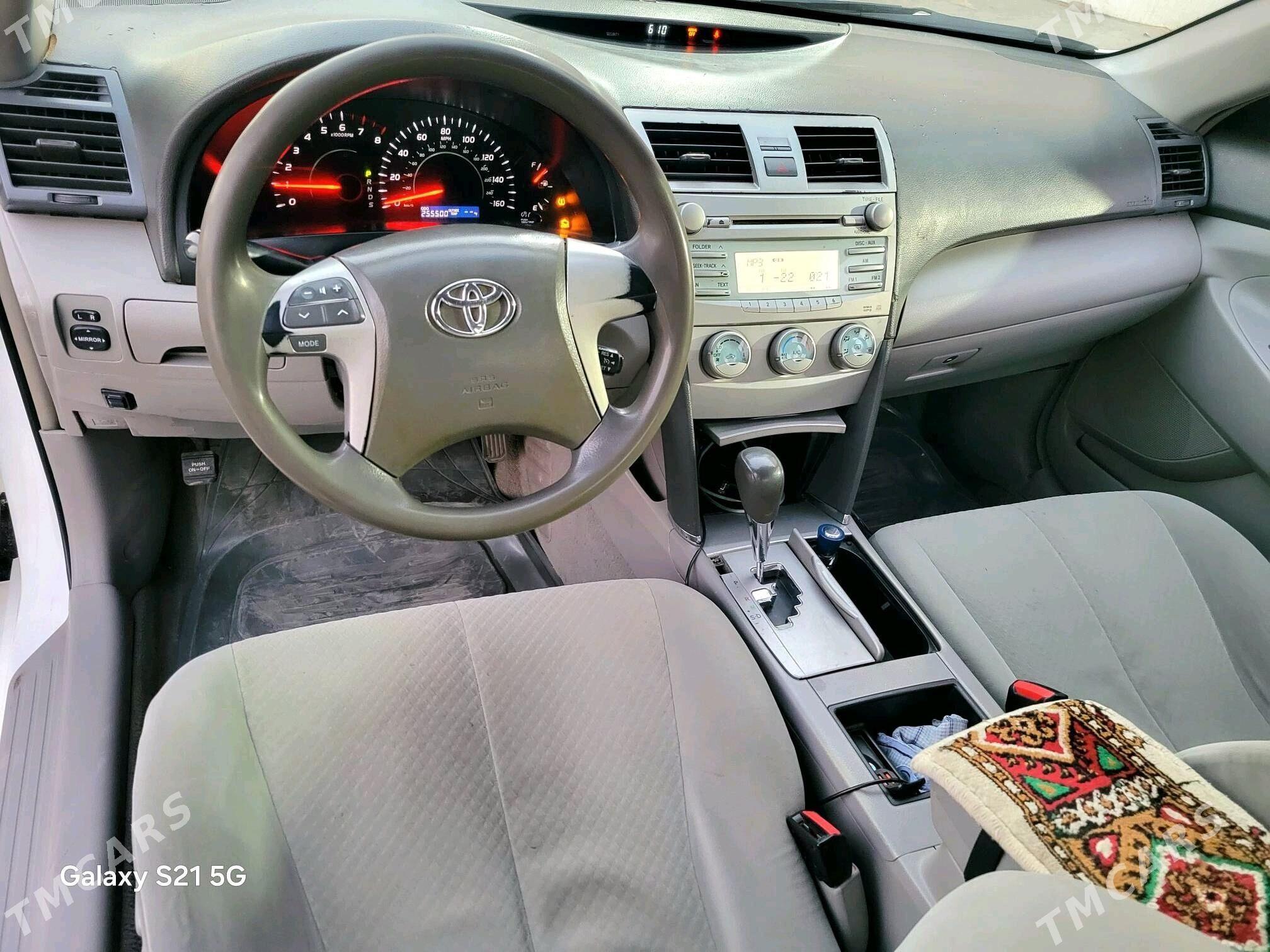 Toyota Camry 2007 - 230 000 TMT - Mary - img 8