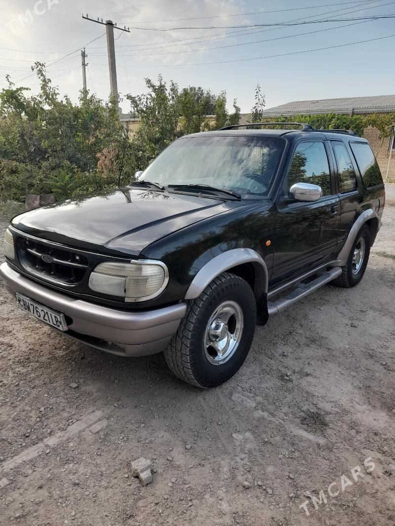 Ford Explorer 1996 - 70 000 TMT - Чарджоу - img 4