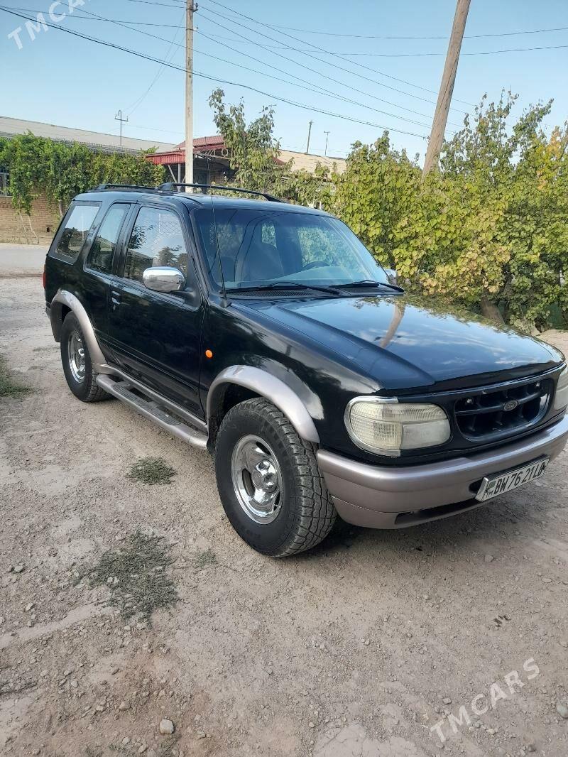 Ford Explorer 1996 - 70 000 TMT - Чарджоу - img 1