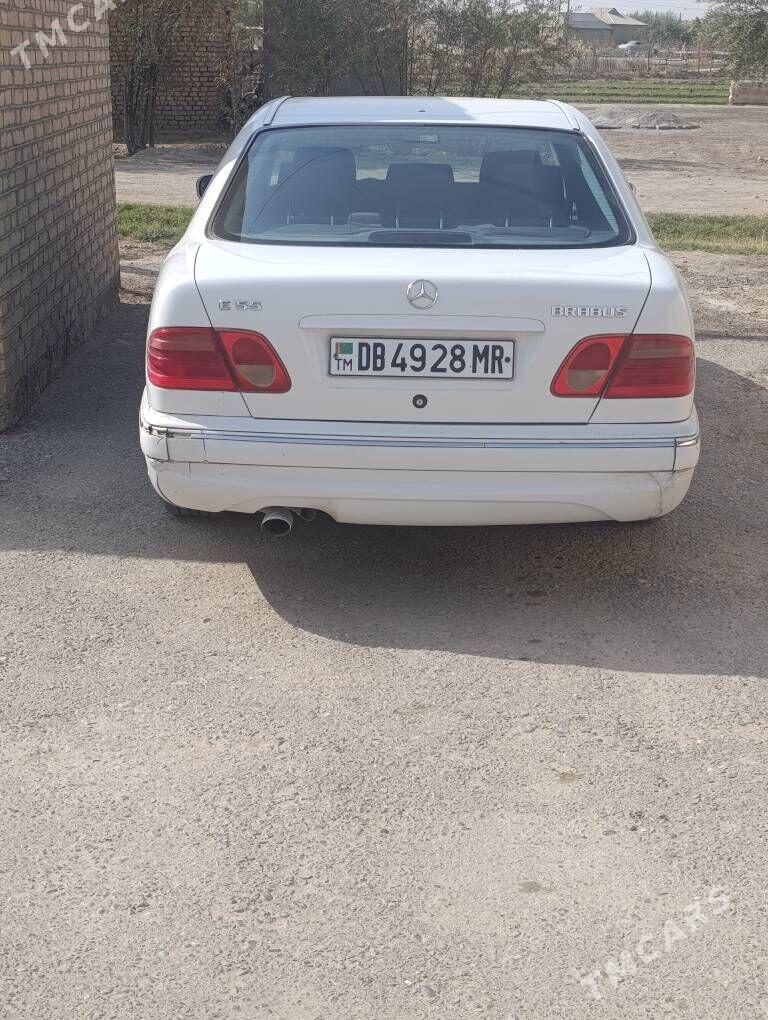 Mercedes-Benz E-Class 2002 - 100 000 TMT - Baýramaly - img 3