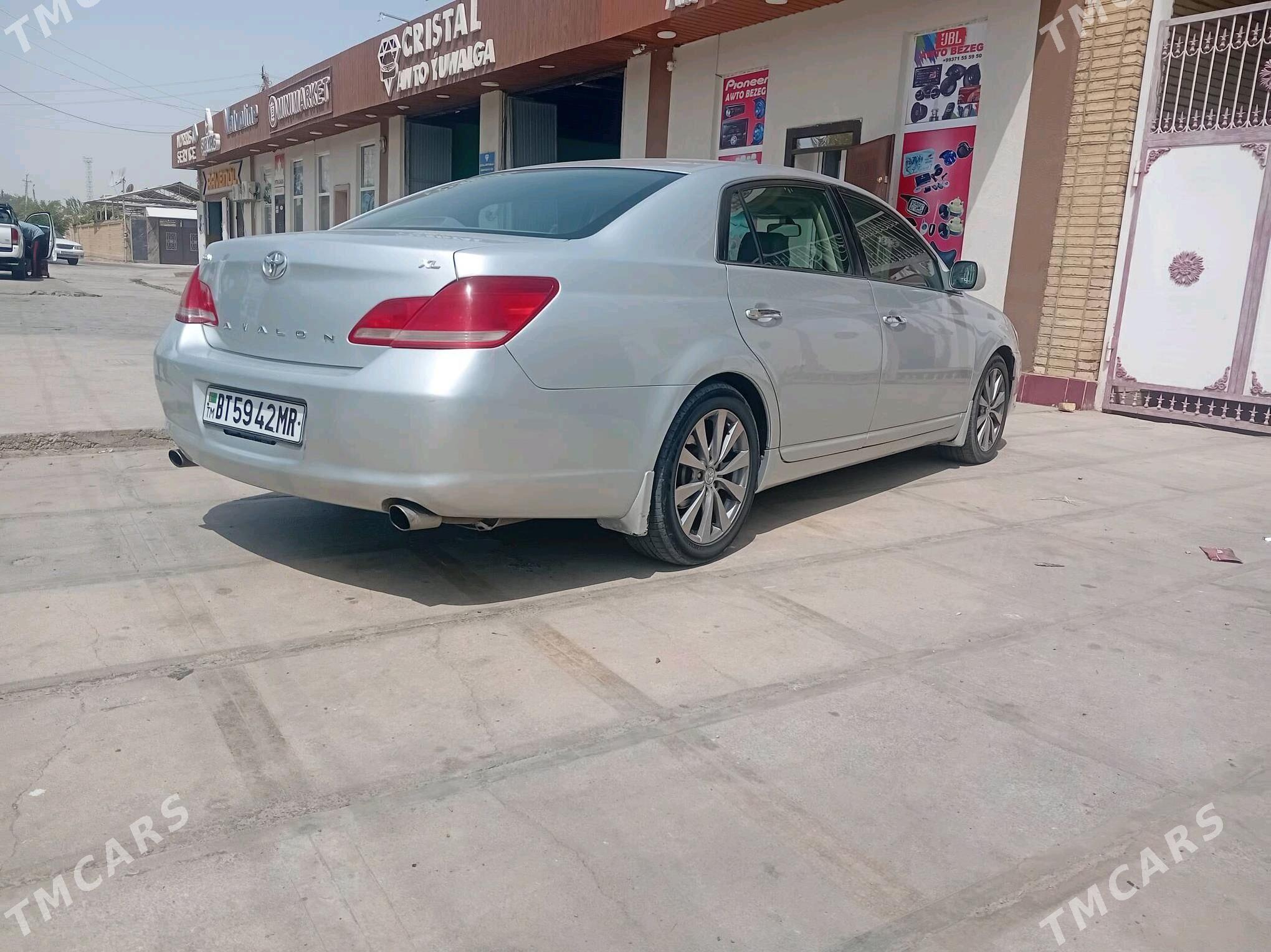 Toyota Avalon 2006 - 170 000 TMT - Мары - img 1