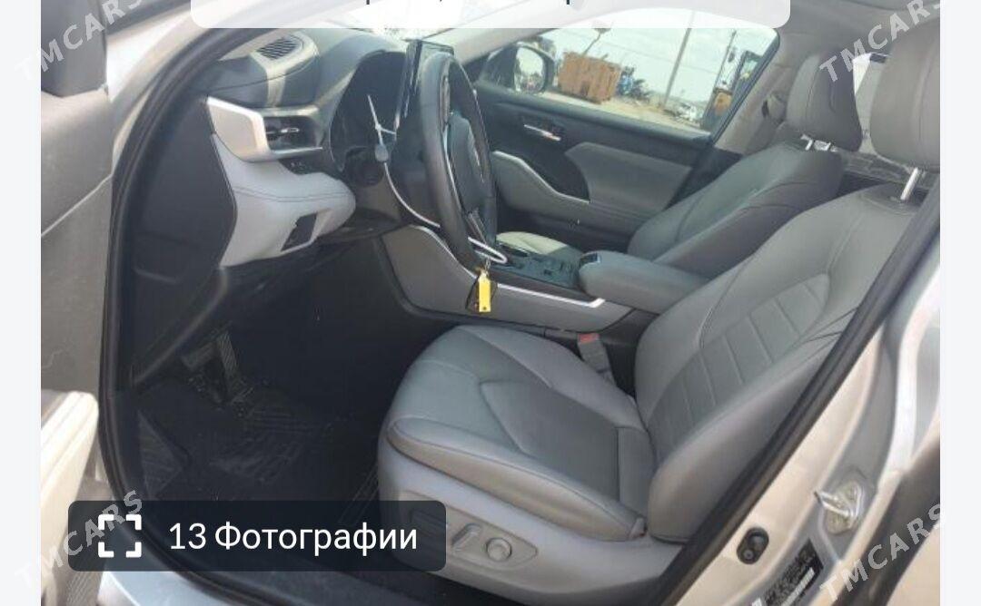Toyota Highlander 2021 - 560 000 TMT - Байрамали - img 1