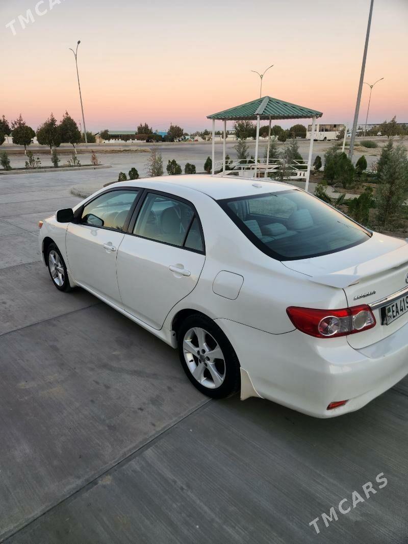 Toyota Corolla 2011 - 148 000 TMT - Бахарден - img 3