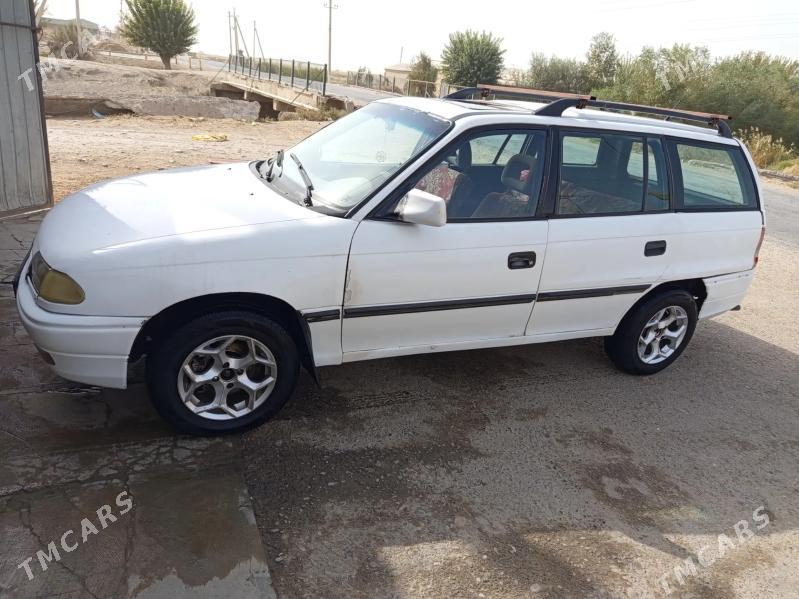Opel Astra 1992 - 25 000 TMT - Murgap - img 2