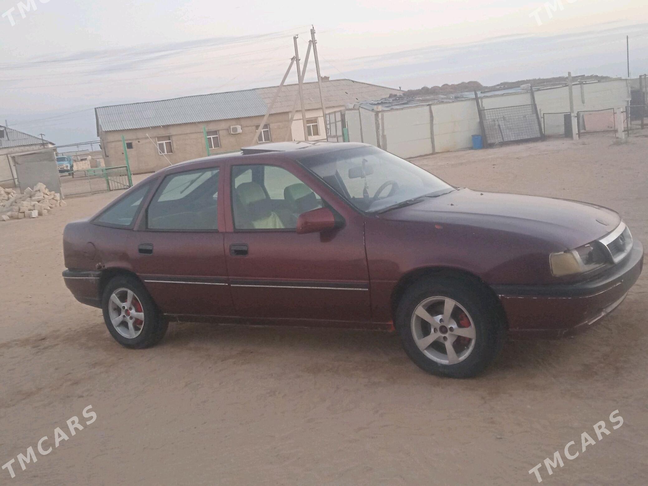 Opel Vectra 1992 - 21 000 TMT - Türkmenbaşy - img 3