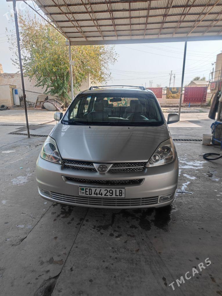 Toyota Sienna 2005 - 220 000 TMT - Kerki - img 1