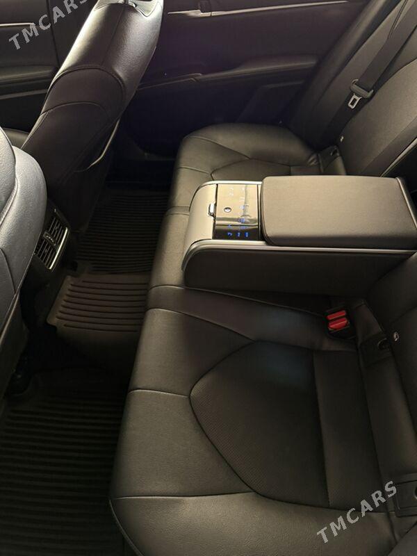 Toyota Camry 2022 - 637 000 TMT - Ашхабад - img 5