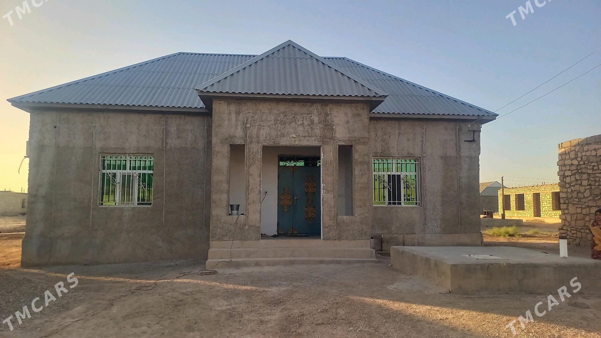 Jebel kirselli oba 26 kw - Balkanabat - img 1