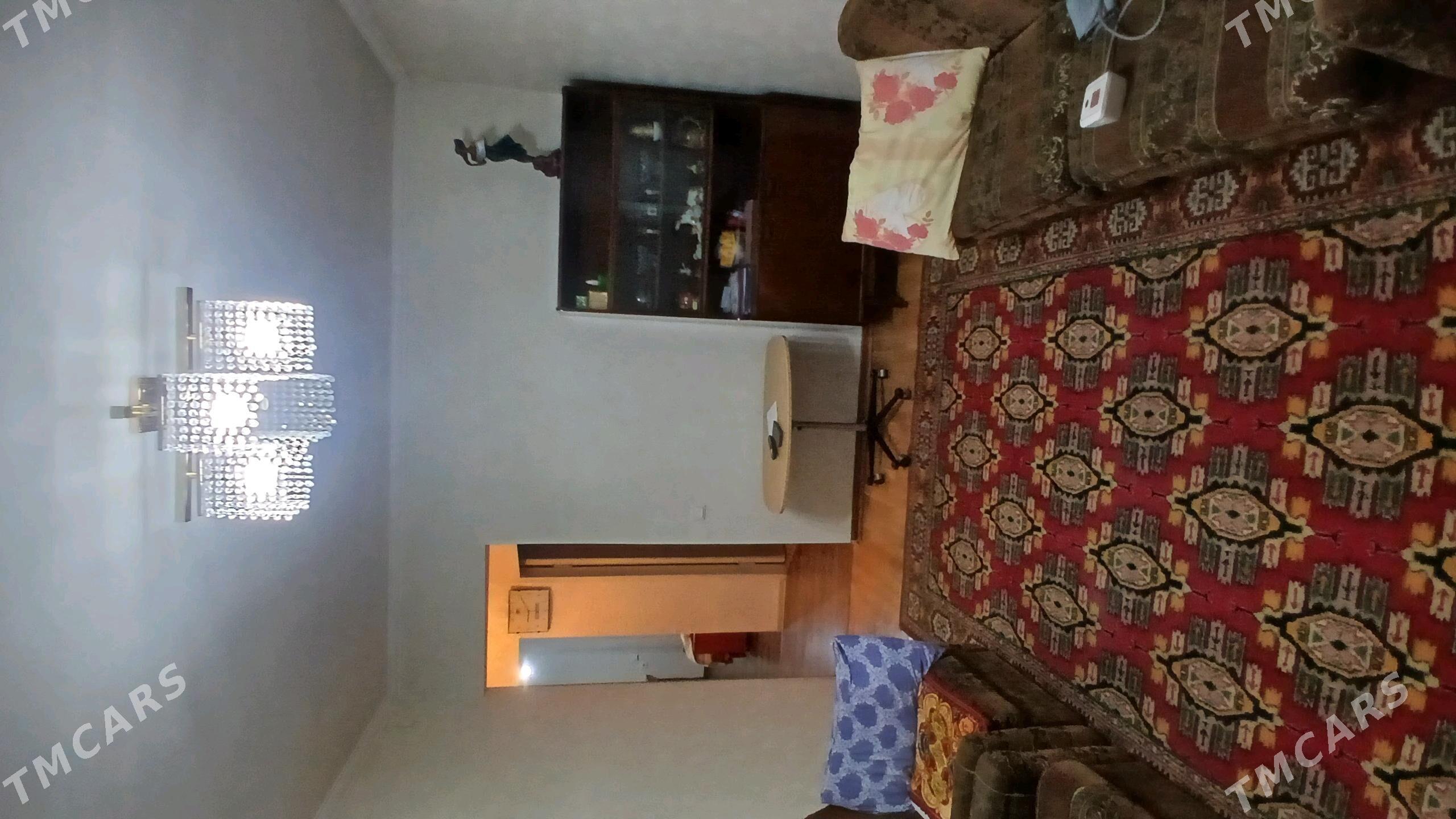 6 мкр 3 этаж 3 комнаты - 6 mkr - img 2