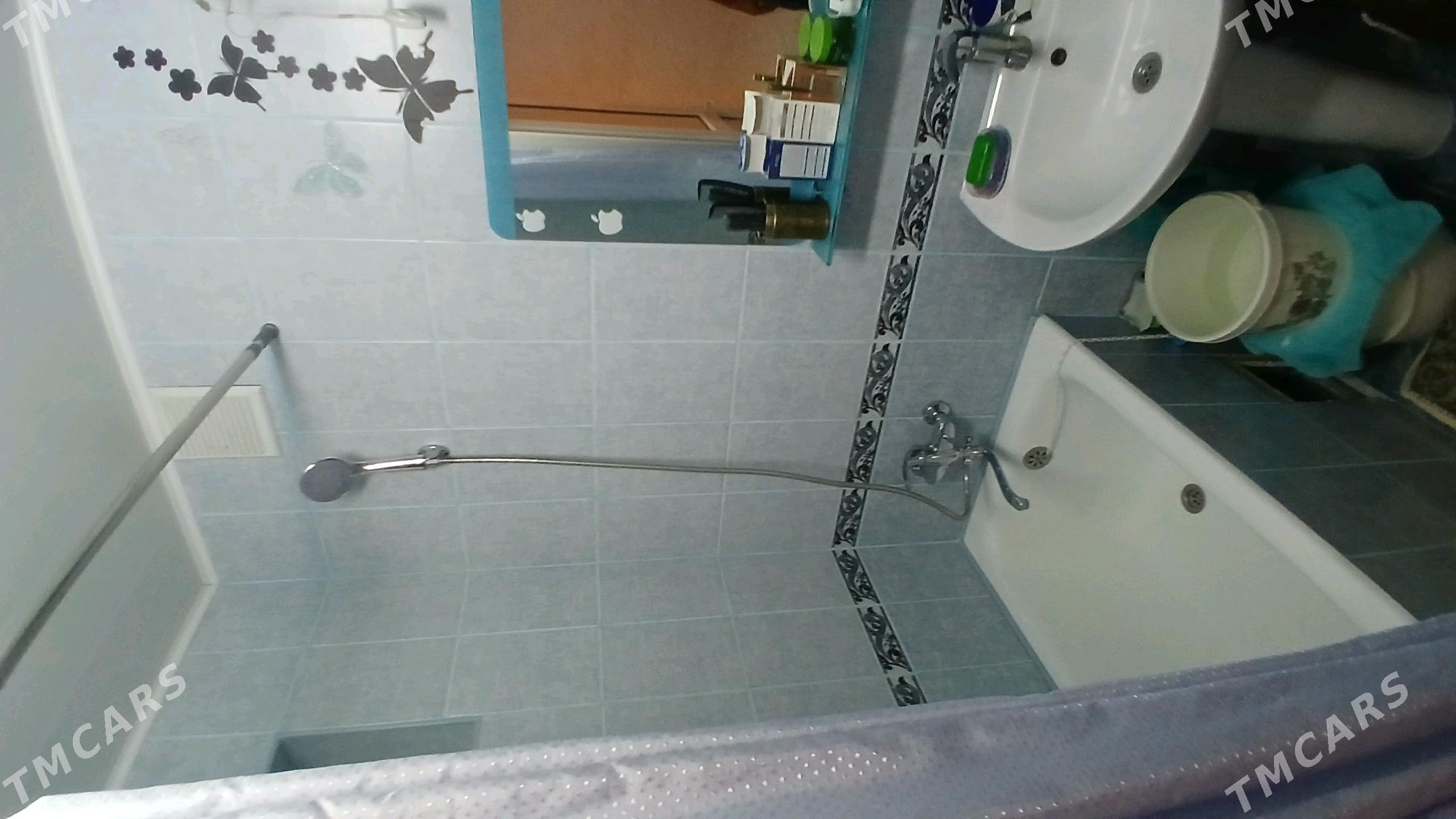 6 мкр 3 этаж 3 комнаты - 6 mkr - img 5