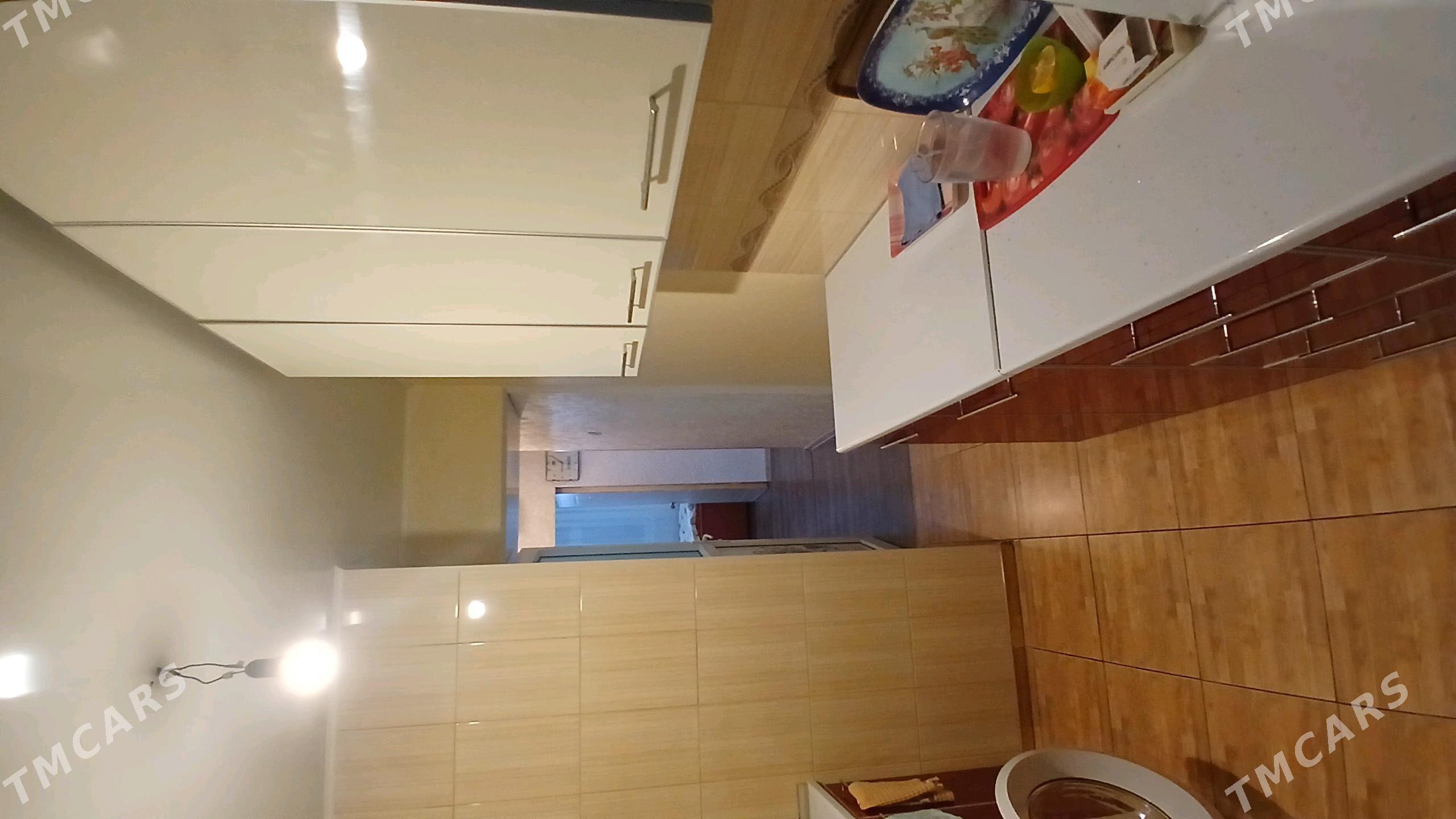 6 мкр 3 этаж 3 комнаты - 6 mkr - img 8