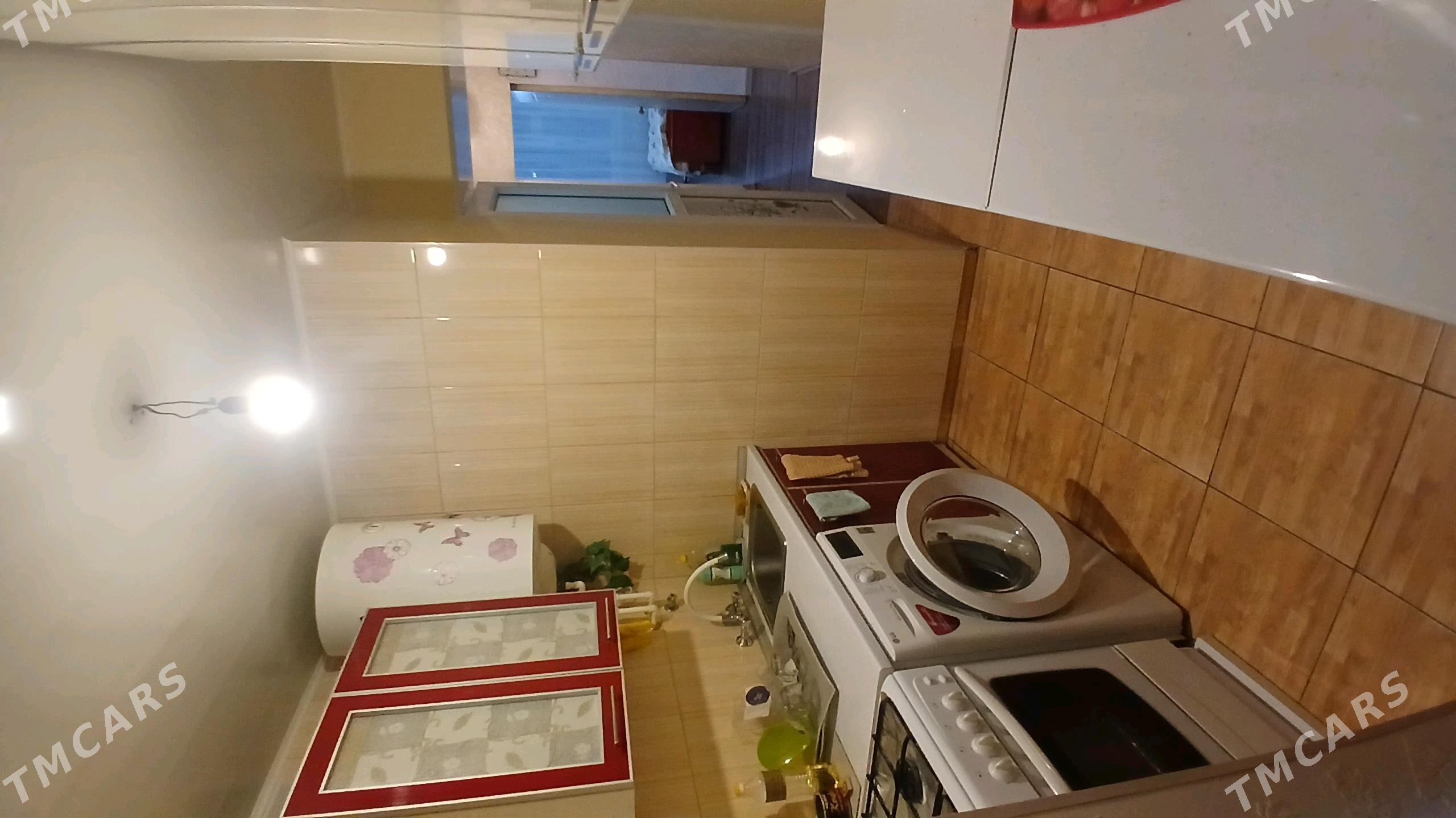 6 мкр 3 этаж 3 комнаты - 6 mkr - img 9