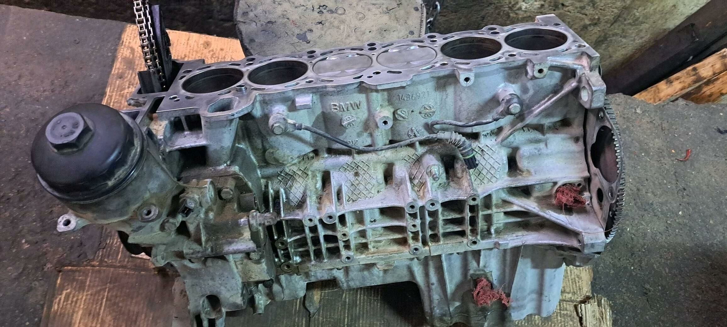 bmw blok 2.5 gosa wanus 4 000 TMT - Köşi - img 2