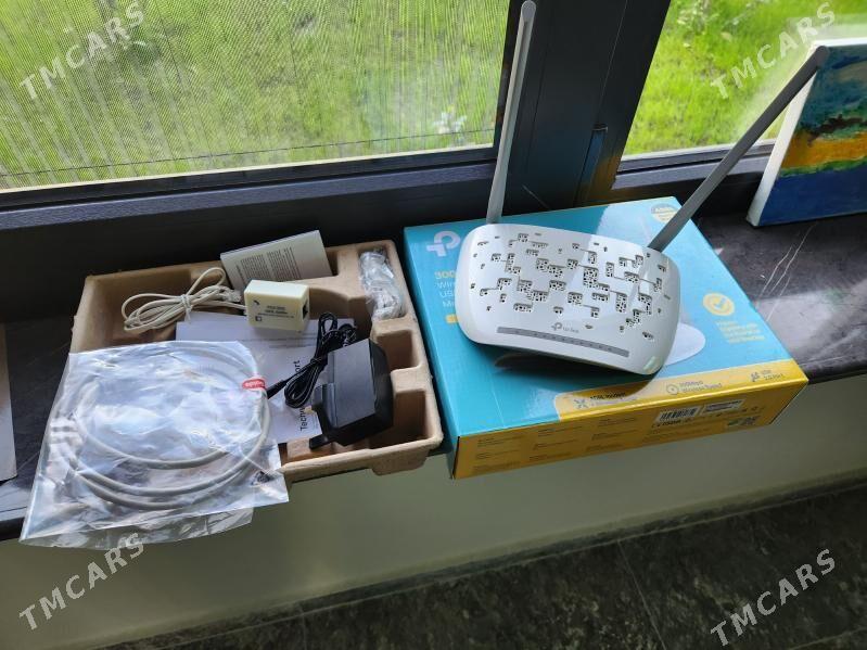 Роутер.TP-Link TD-W8968. Б/У - Гёкдже - img 3