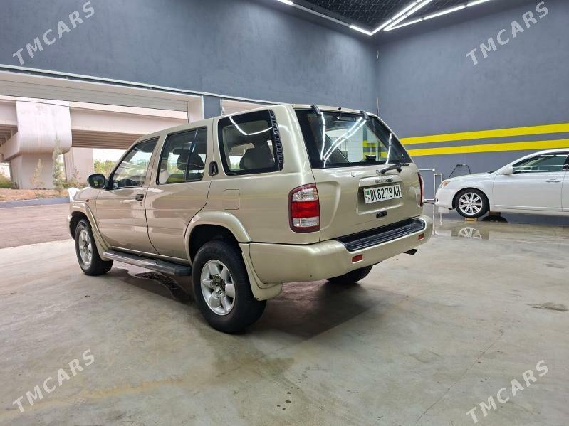Nissan Pathfinder 2001 - 110 000 TMT - Бедев - img 5