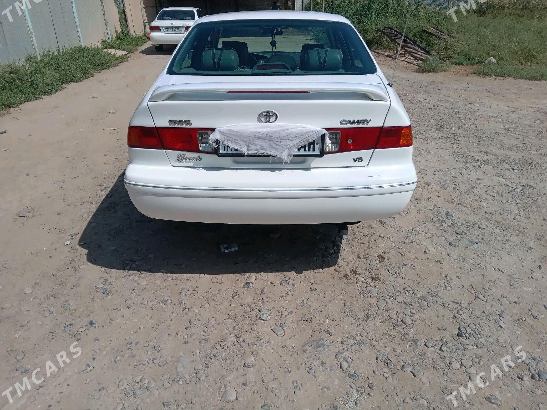 Toyota Camry 1997 - 125 000 TMT - Бабадайхан - img 2