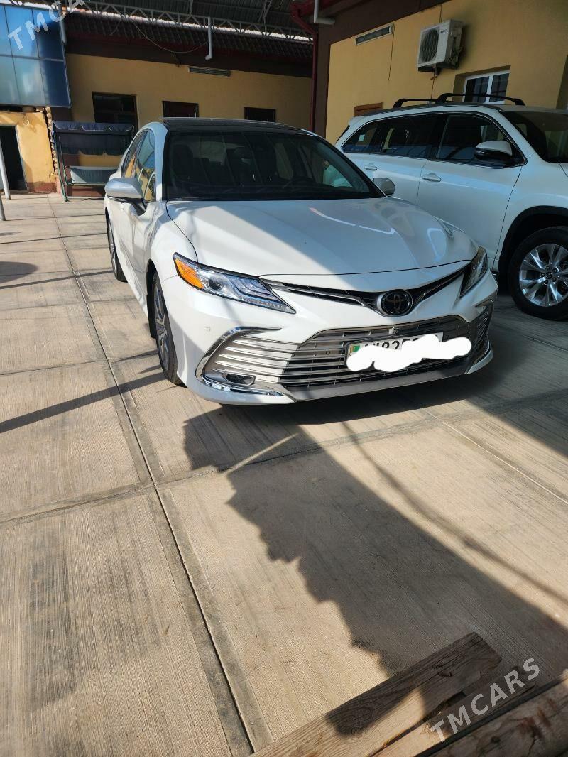 Toyota Camry 2024 - 620 000 TMT - Херрикгала - img 1
