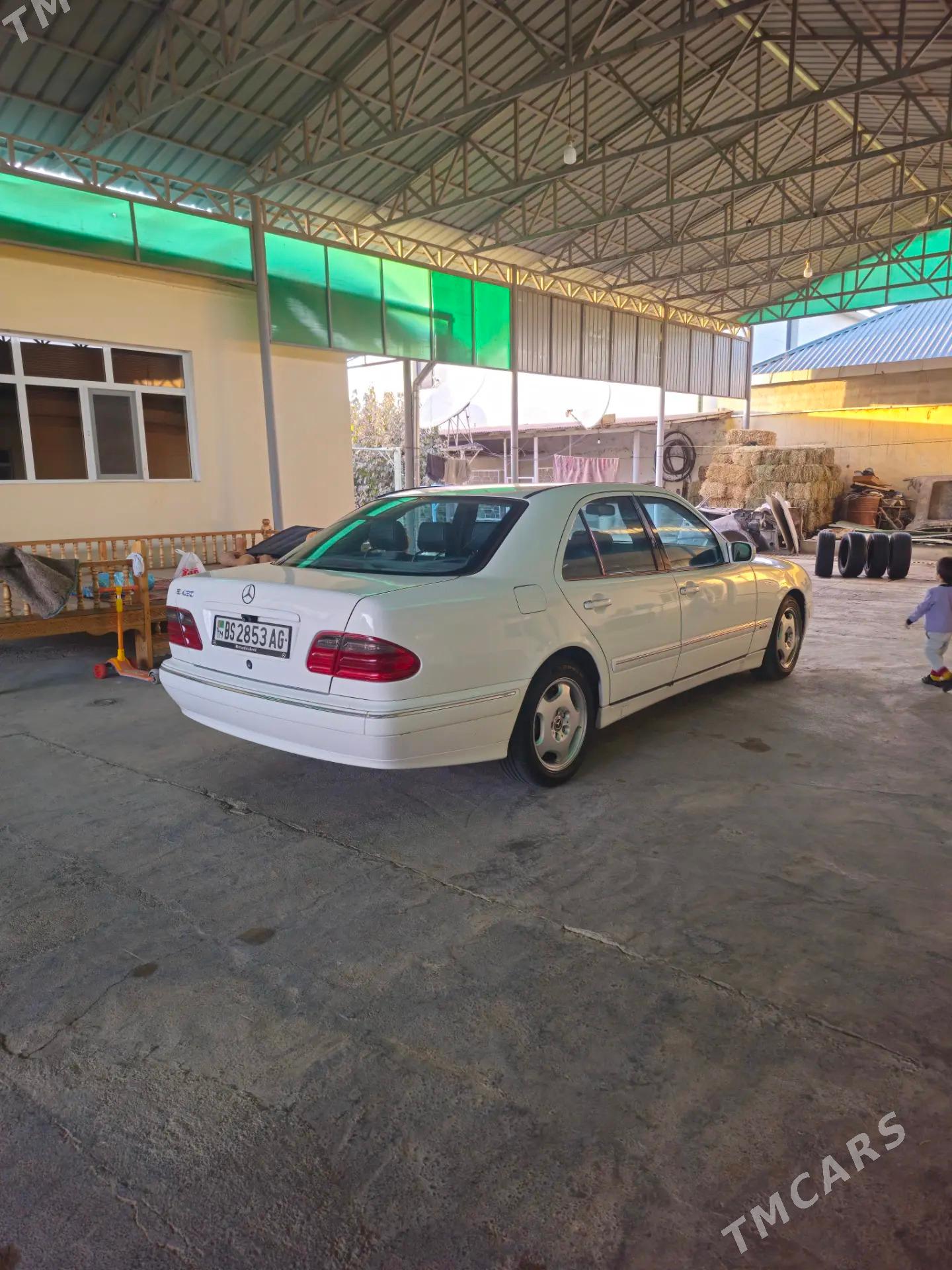 Mercedes-Benz E430 2000 - 100 000 TMT - Ашхабад - img 2