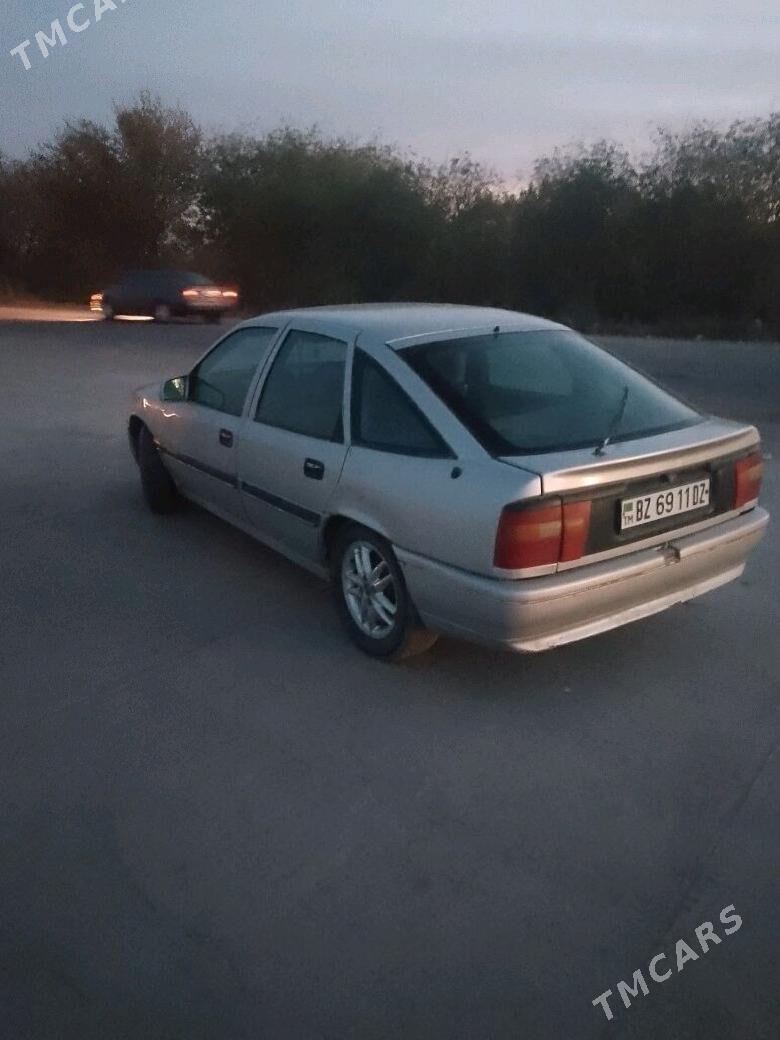 Opel Vectra 1992 - 19 000 TMT - Дашогуз - img 5