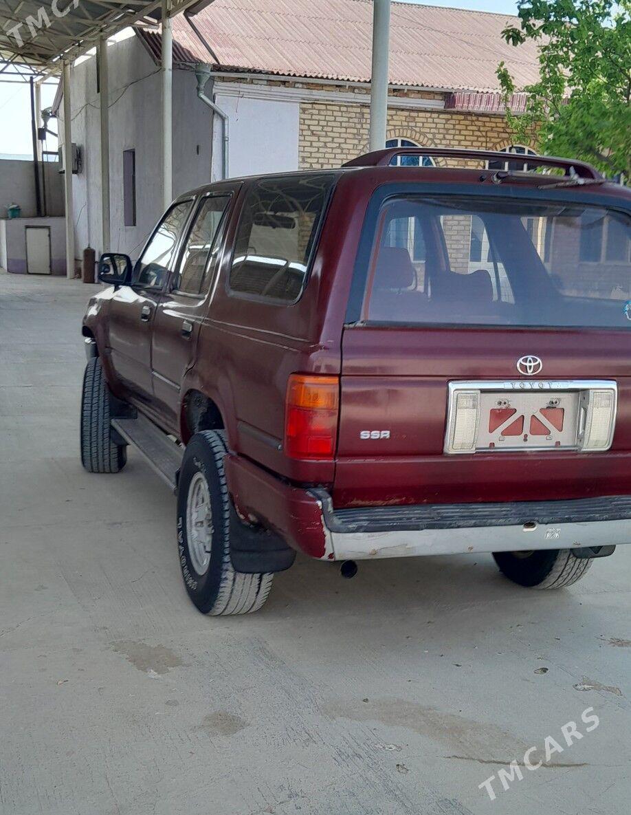 Toyota 4Runner 1990 - 32 000 TMT - Гызыларбат - img 2