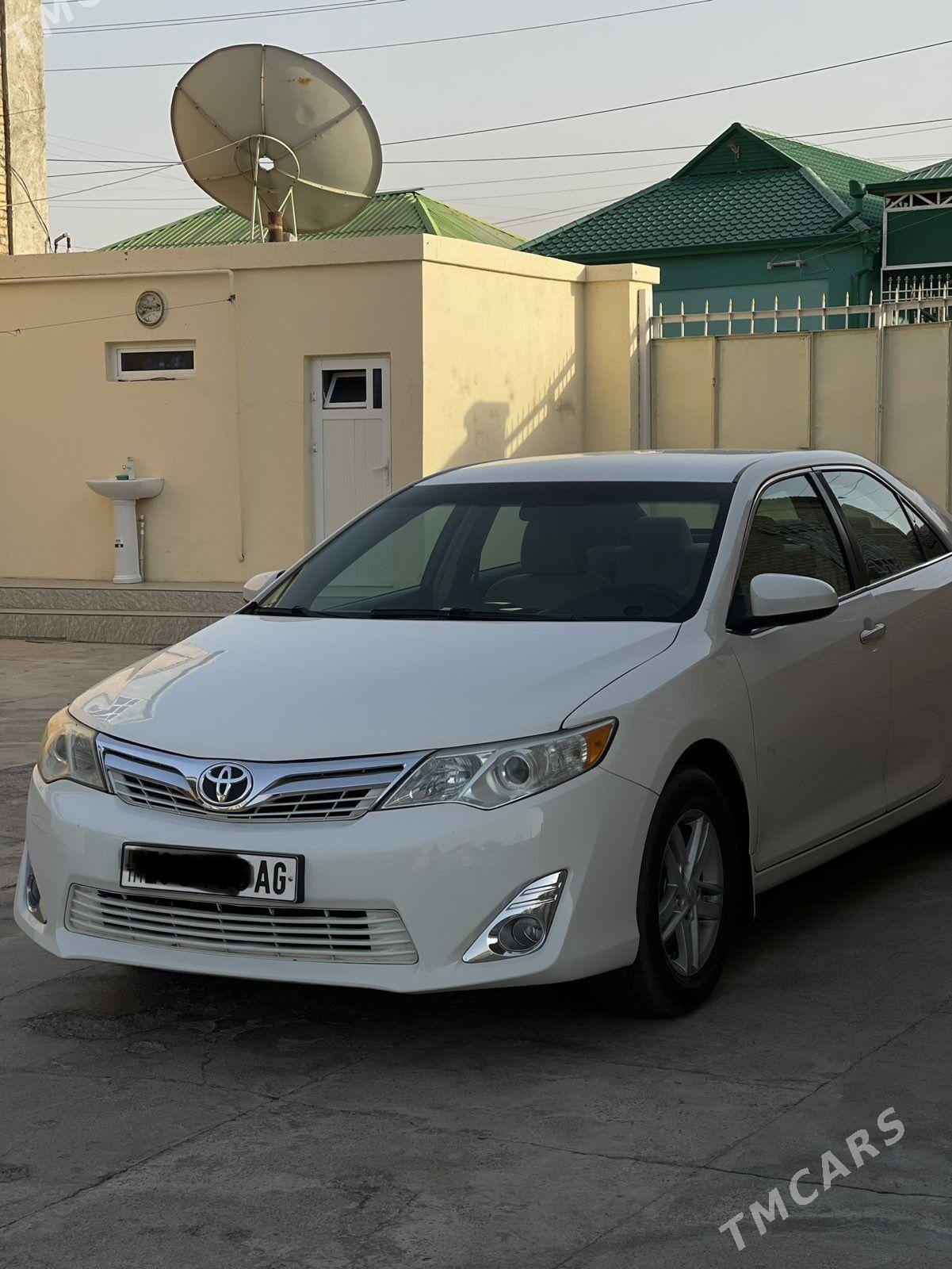 Toyota Camry 2012 - 197 000 TMT - Ашхабад - img 3