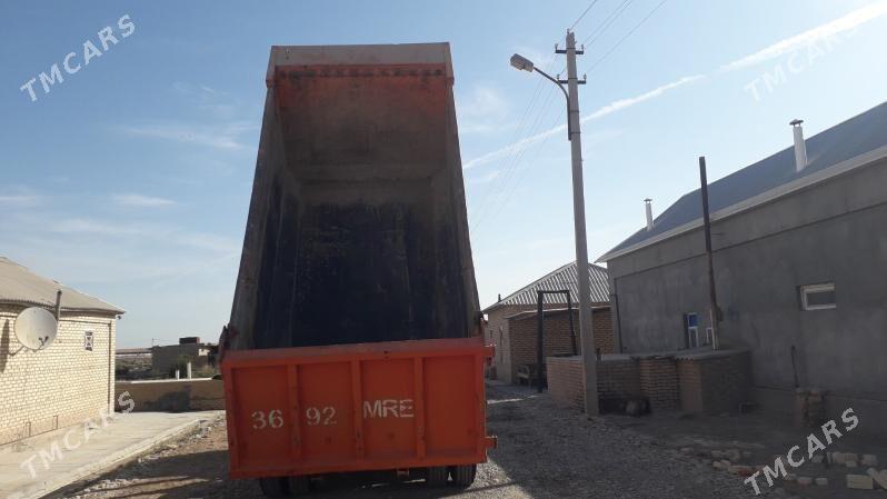 Kamaz 6520 2009 - 250 000 TMT - Мары - img 2