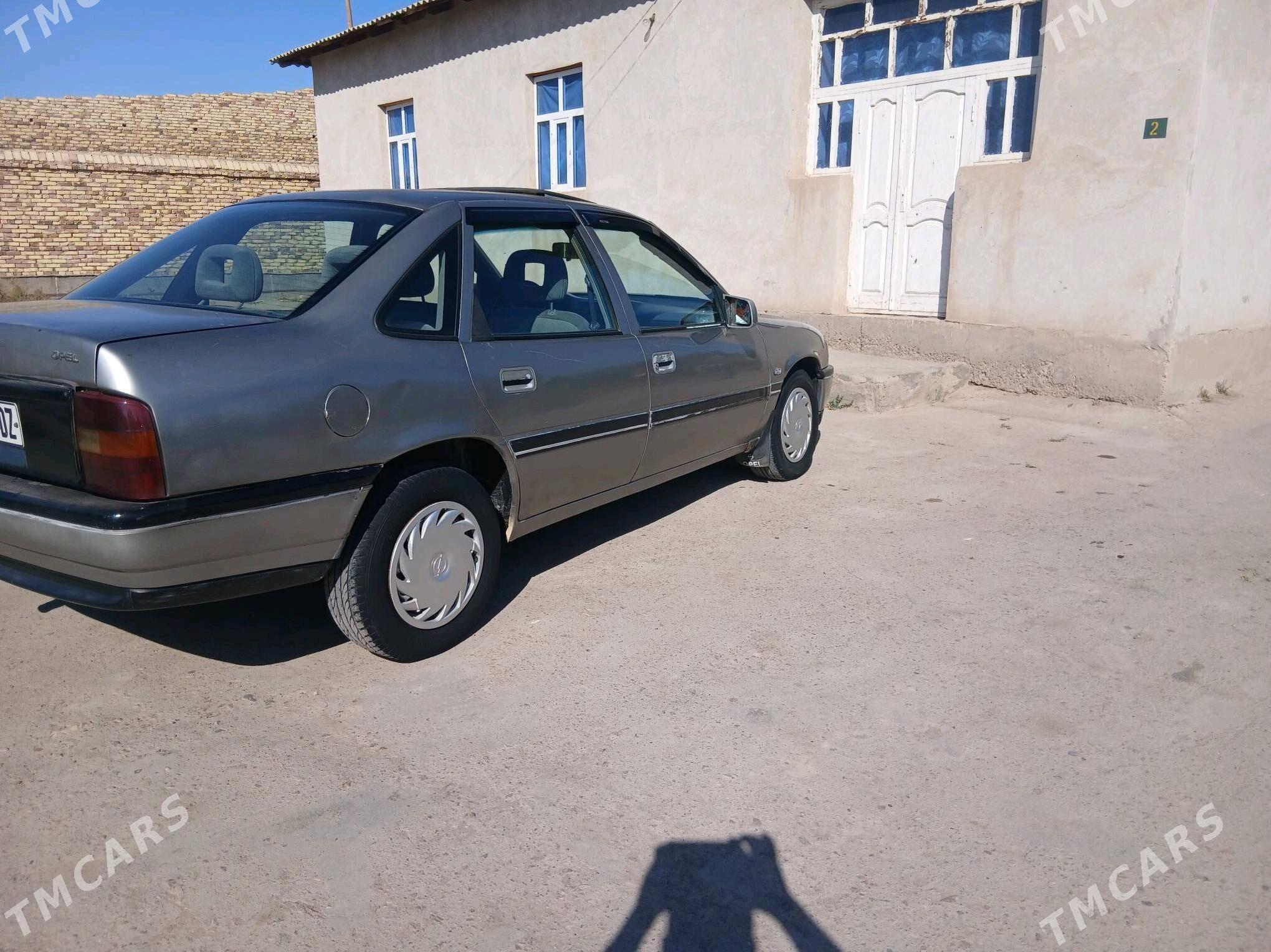 Opel Vectra 1992 - 32 000 TMT - Gubadag - img 2