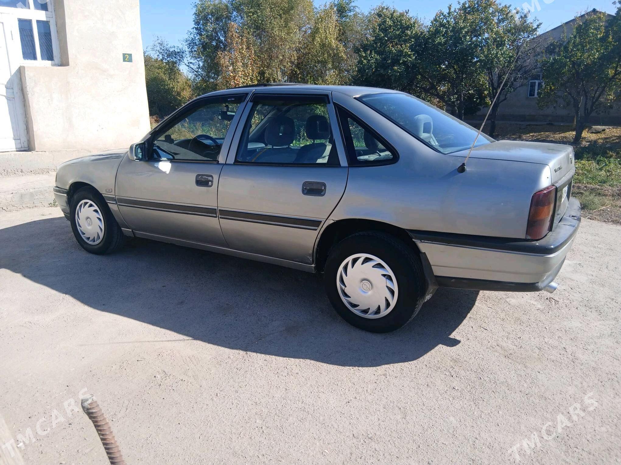 Opel Vectra 1992 - 32 000 TMT - Gubadag - img 4