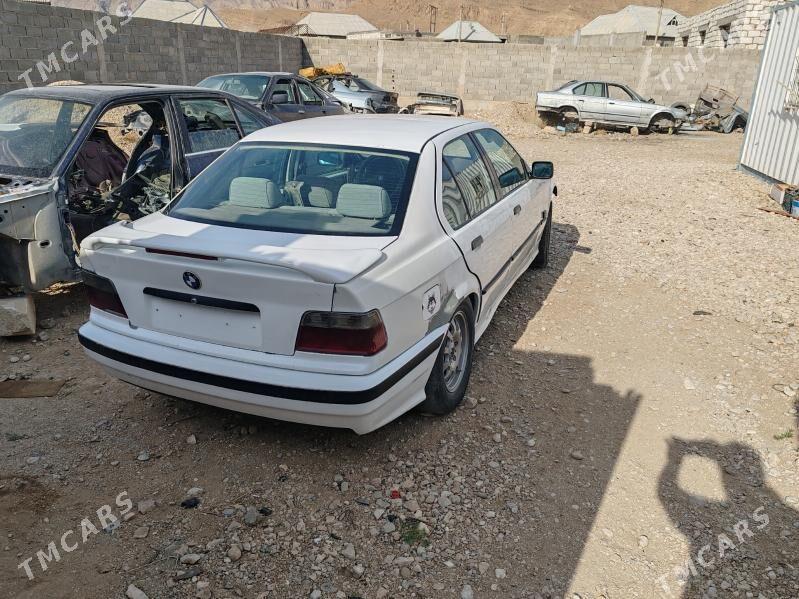 BMW 3 Series 1992 - 17 000 TMT - Балканабат - img 2