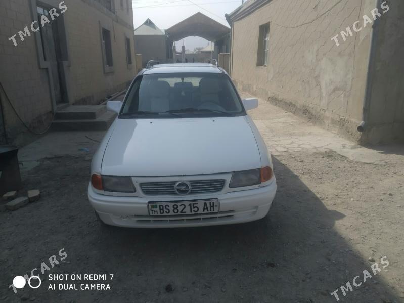 Opel Astra 1993 - 46 000 TMT - Бахарден - img 2