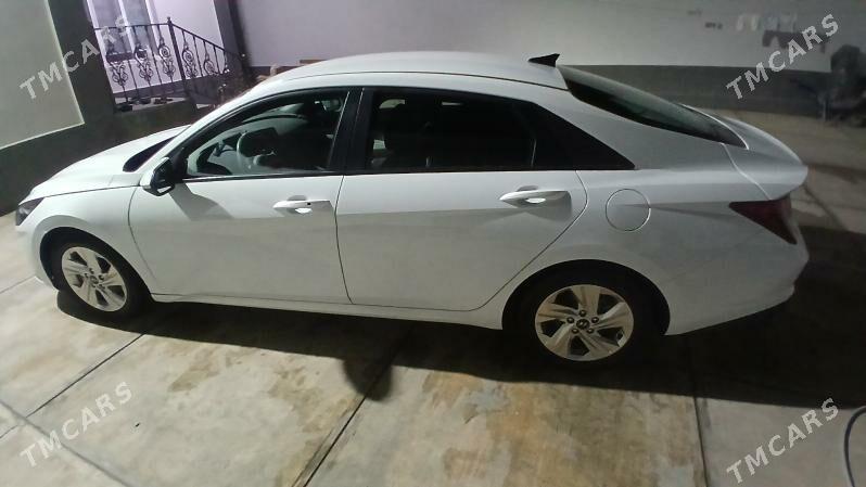 Hyundai Elantra 2021 - 237 000 TMT - Ашхабад - img 4