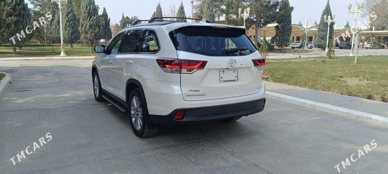 Toyota Highlander 2019 - 500 000 TMT - Мары - img 6