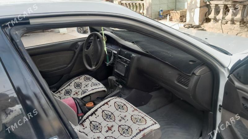Toyota Corona 1994 - 75 000 TMT - Достлук - img 1