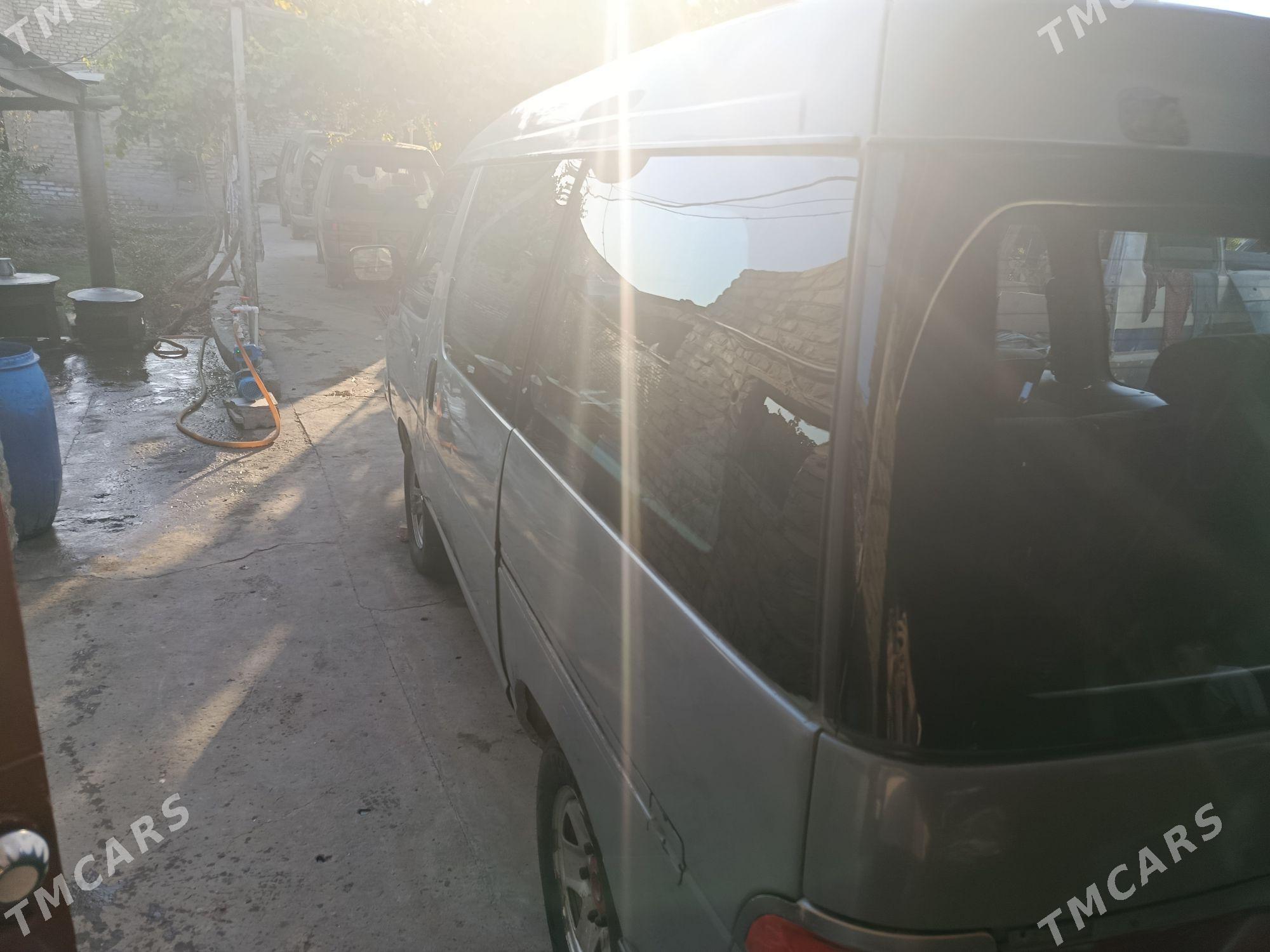 Toyota Town Ace 1994 - 22 000 TMT - Саят - img 4