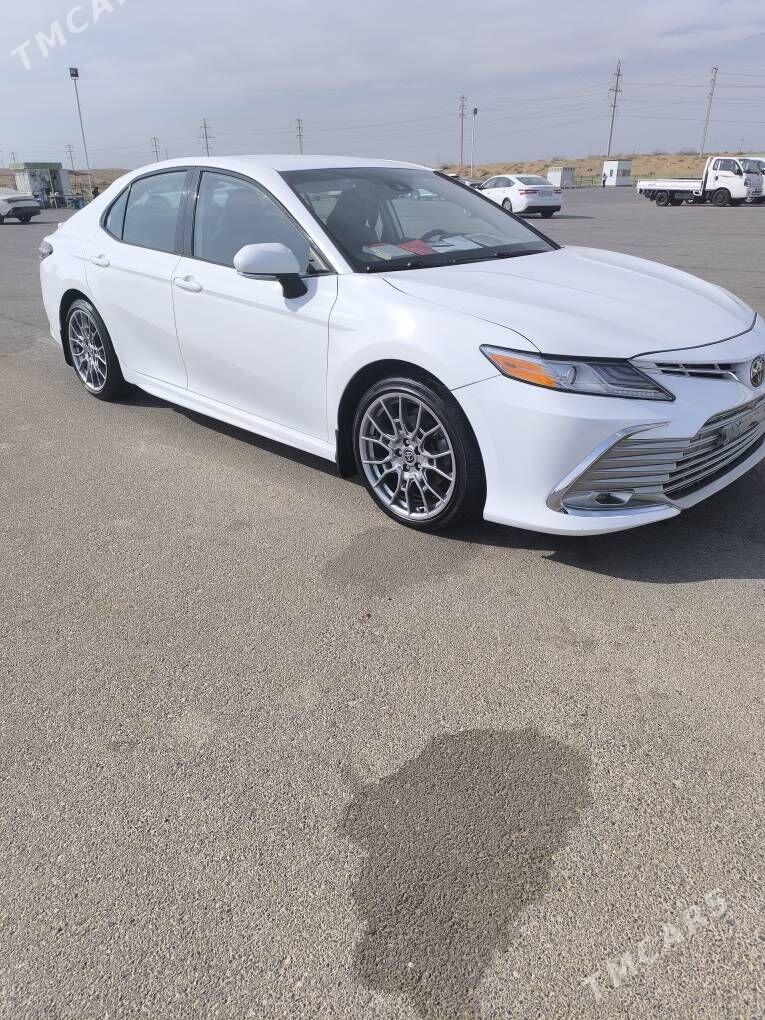 Toyota Camry 2023 - 300 000 TMT - Ашхабад - img 2