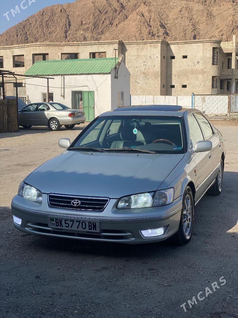 Toyota Camry 2001 - 200 000 TMT - Балканабат - img 5