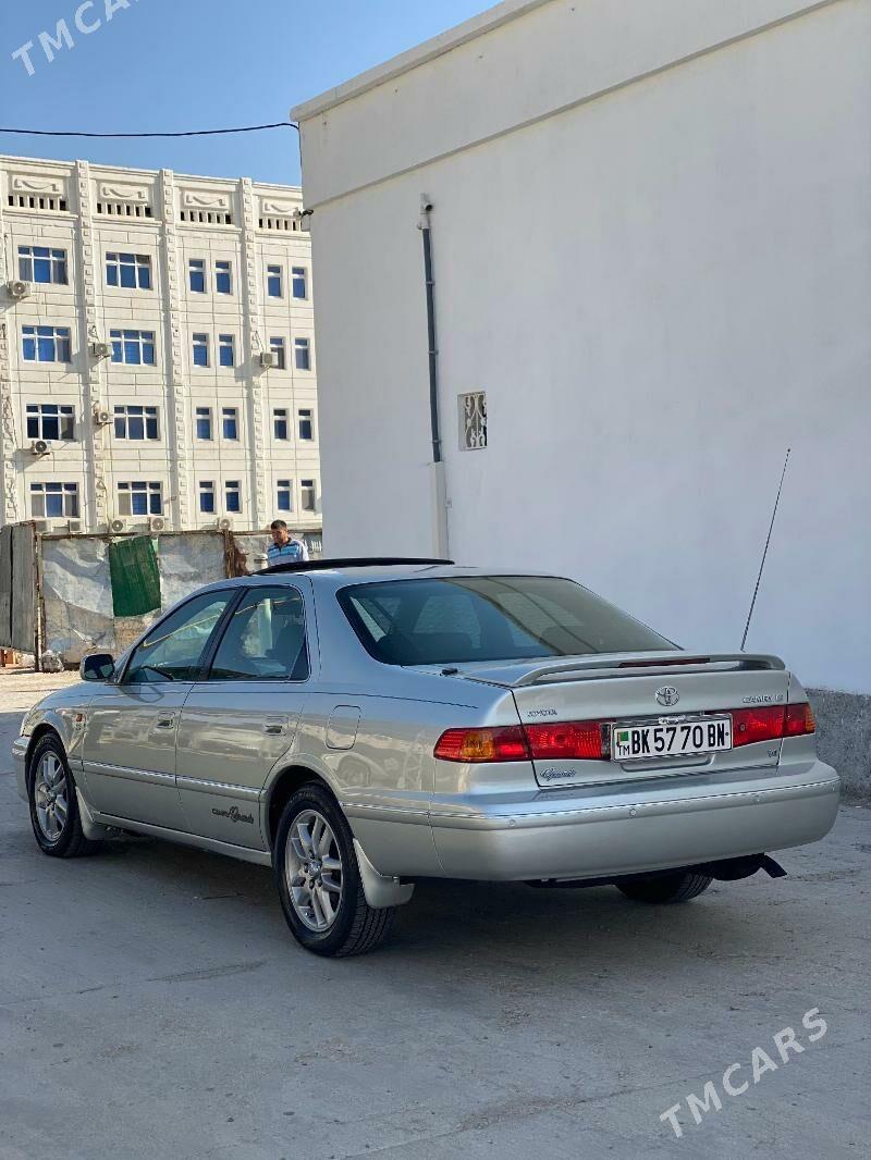 Toyota Camry 2001 - 200 000 TMT - Балканабат - img 3