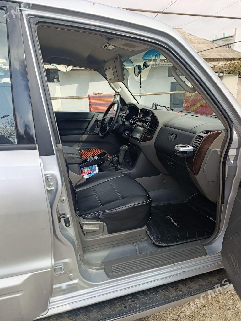 Mitsubishi Pajero 2004 - 155 000 TMT - Türkmenbaşy - img 4