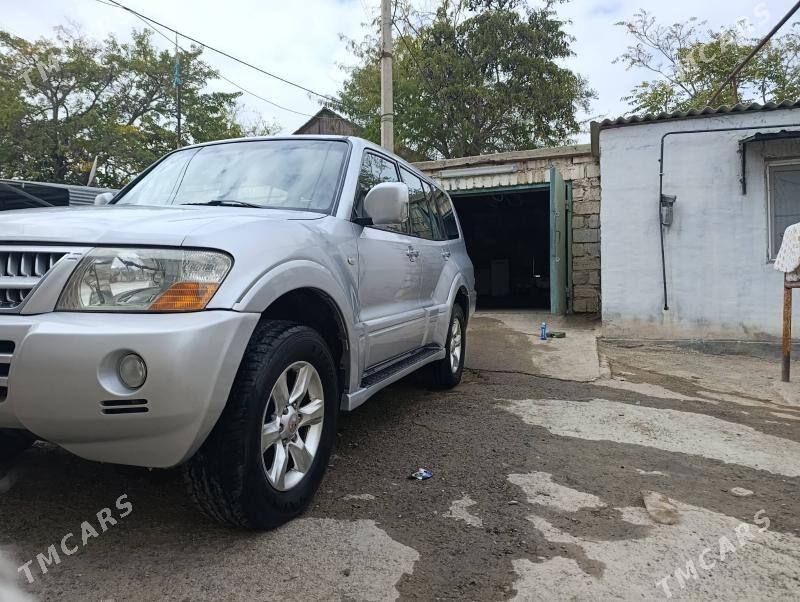 Mitsubishi Pajero 2004 - 155 000 TMT - Türkmenbaşy - img 8