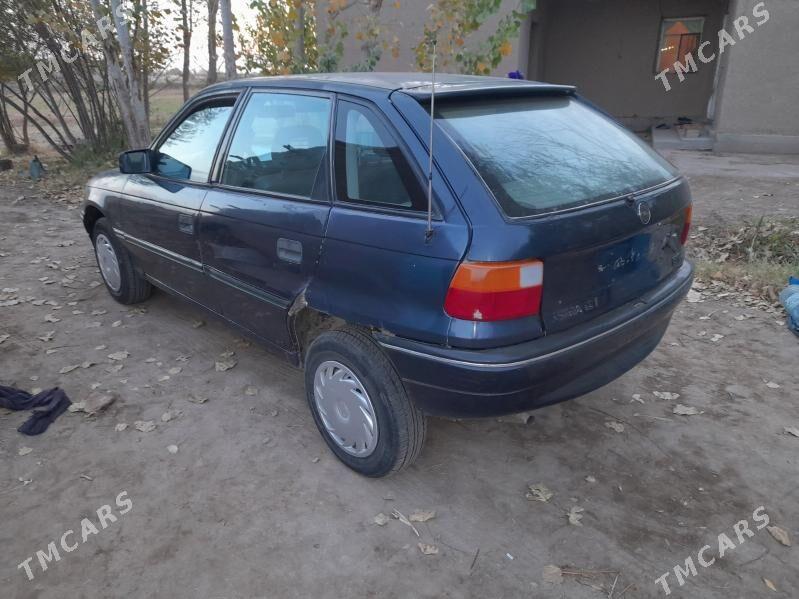 Opel Astra 1991 - 26 000 TMT - етр. Туркменбаши - img 2