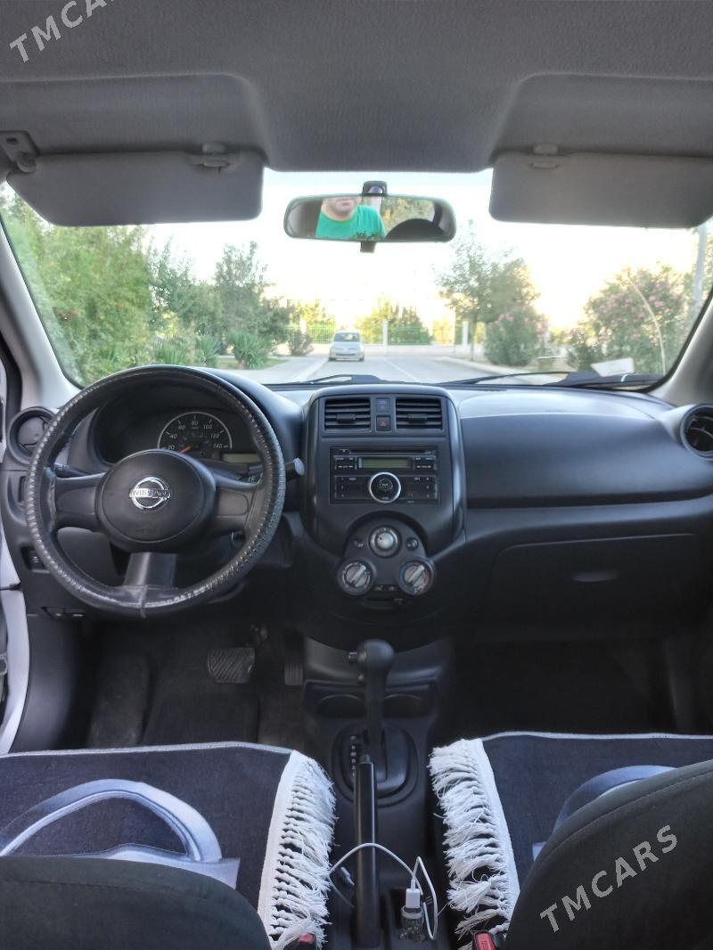 Nissan Versa 2012 - 110 000 TMT - Кëши - img 3