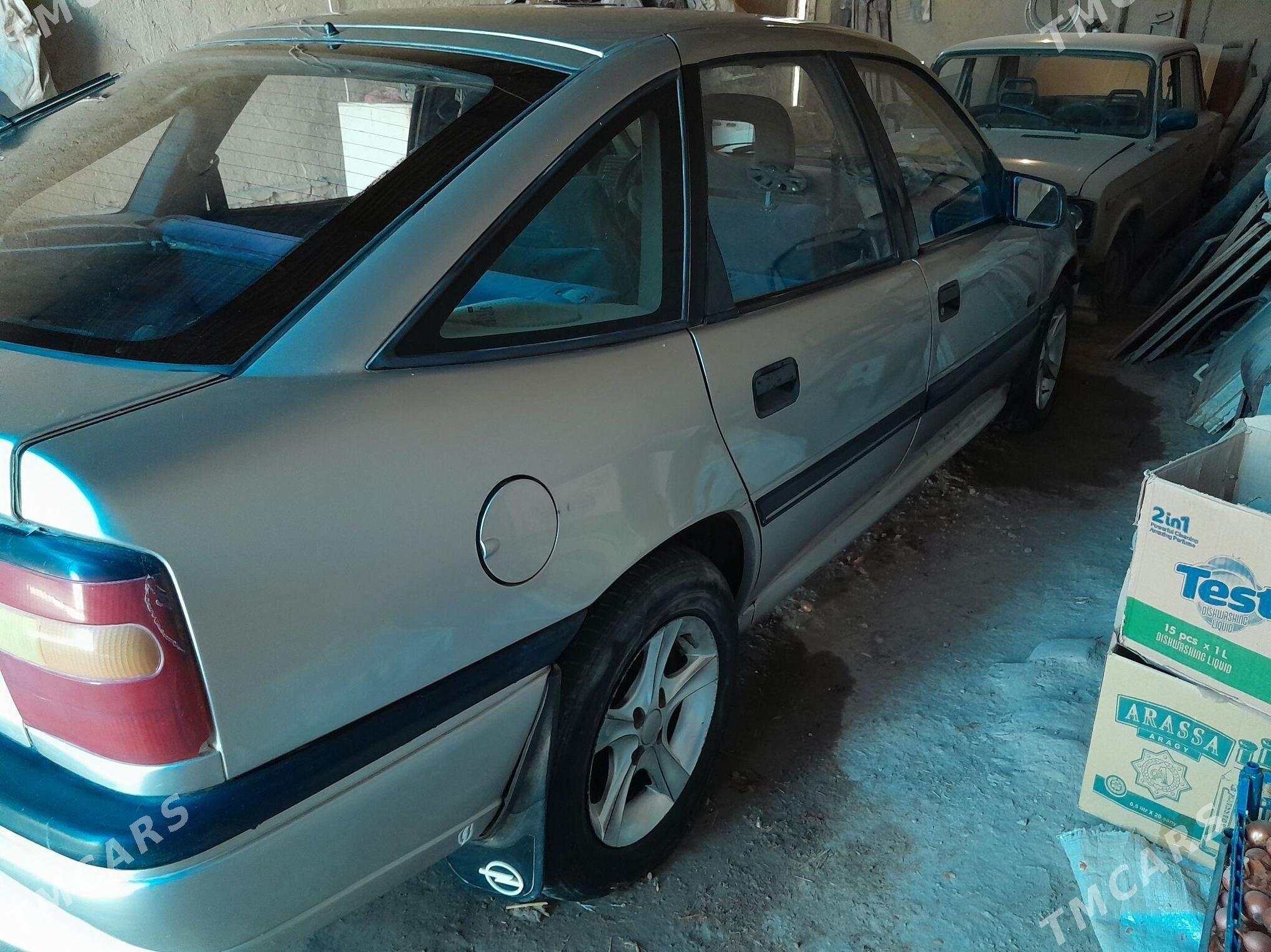 Opel Vectra 1994 - 45 000 TMT - Gurbansoltan Eje - img 1