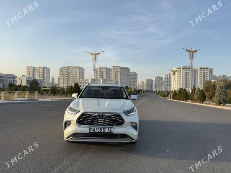 Toyota Highlander 2021 - 700 000 TMT - Aýtakow (Oguzhan köç.) - img 4