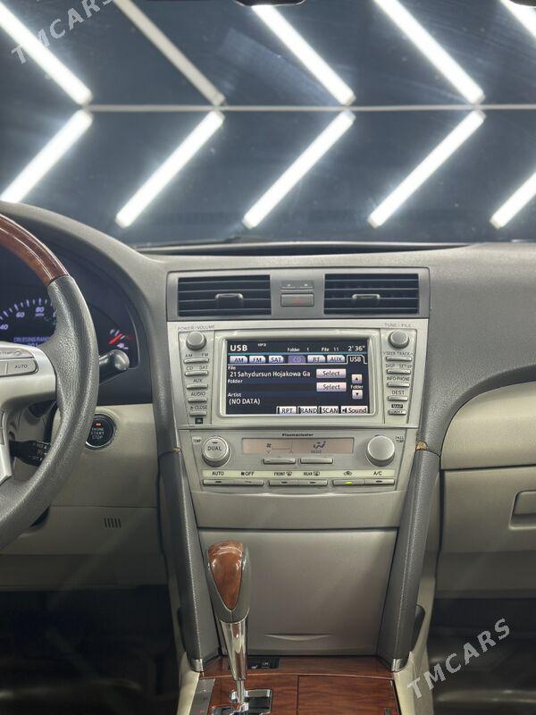 Toyota Camry 2010 - 220 000 TMT - Мары - img 8