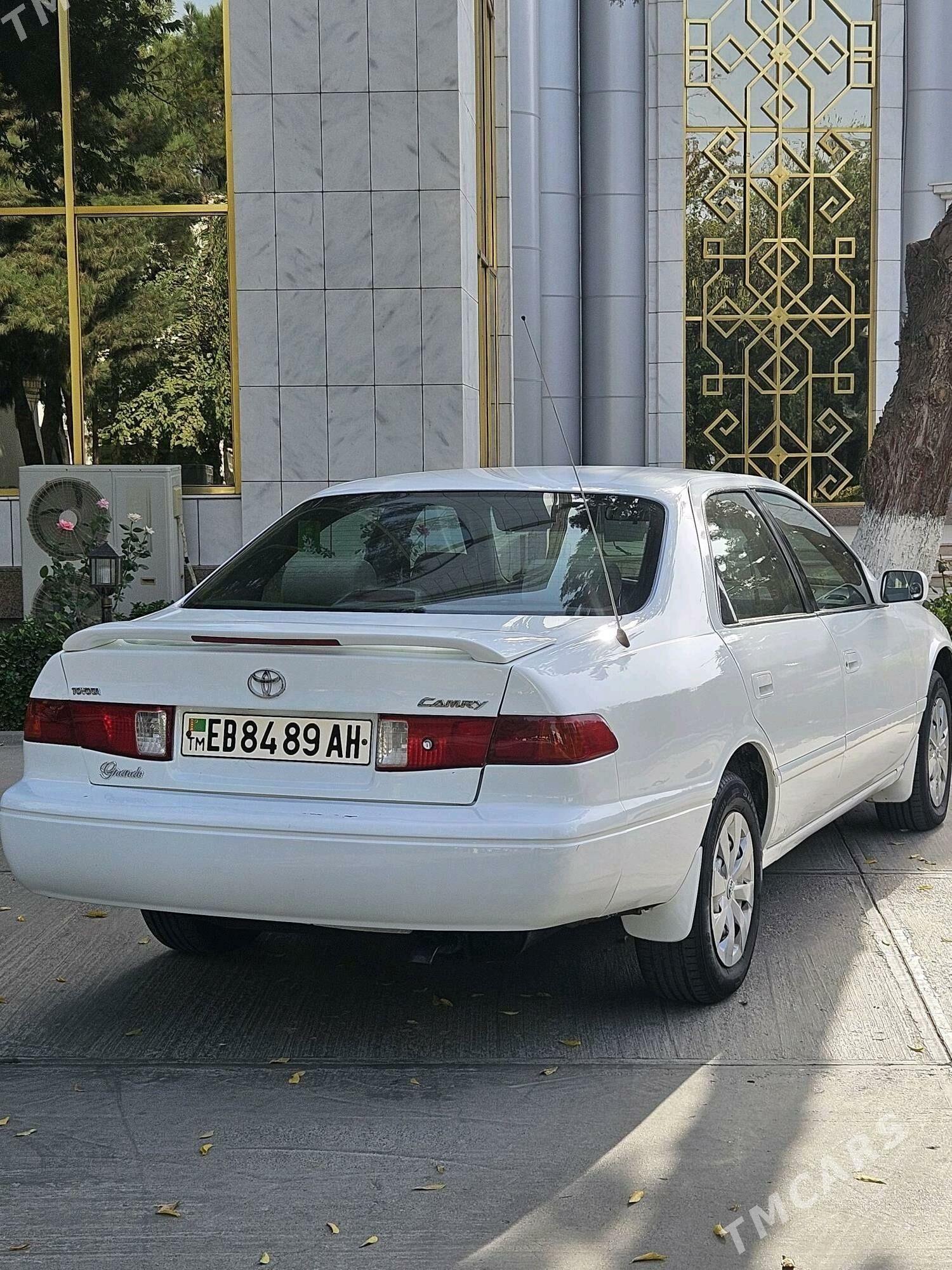 Toyota Camry 1999 - 115 000 TMT - Теджен - img 4