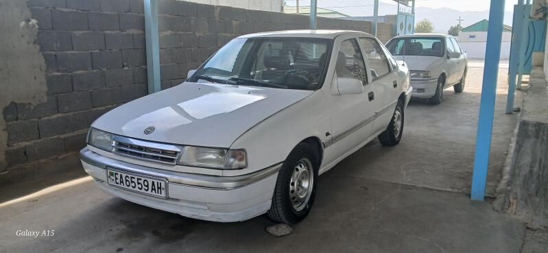 Opel Vectra 1991 - 32 000 TMT - Бахарден - img 2