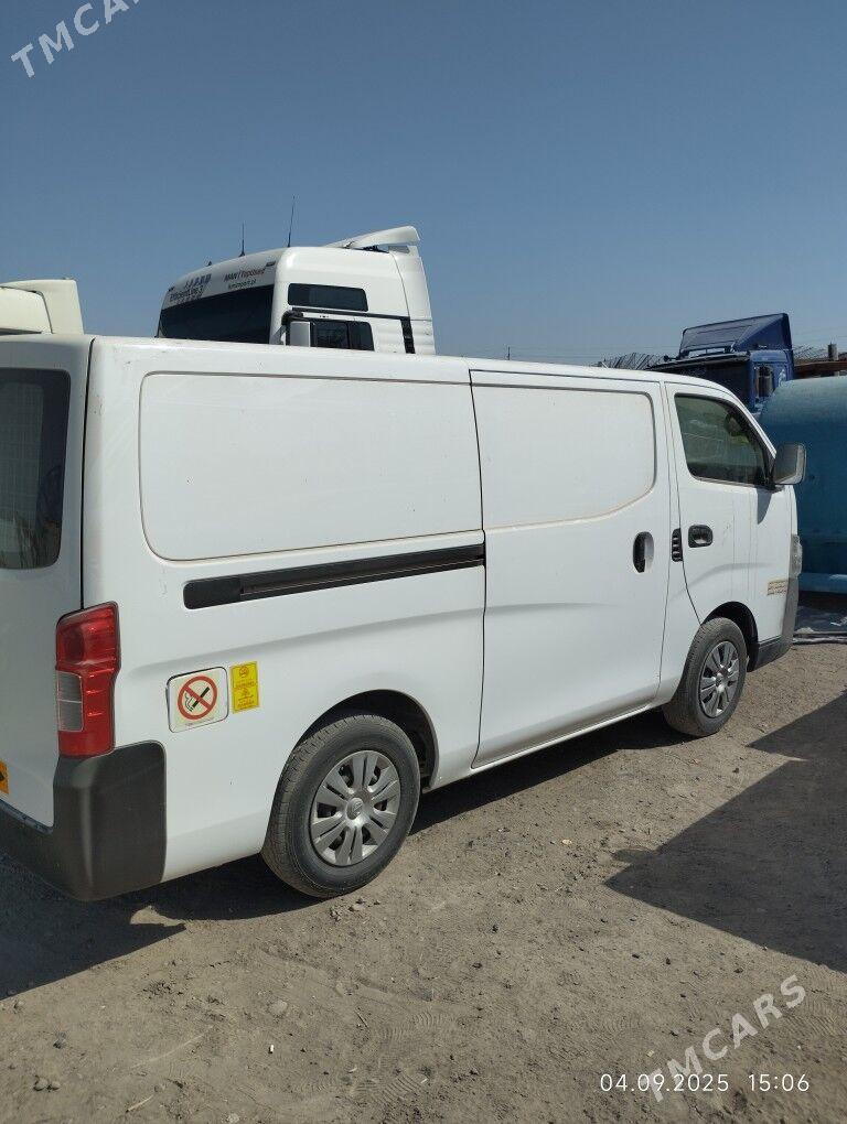 Nissan Urvan 2021 - 294 000 TMT - Aşgabat - img 3