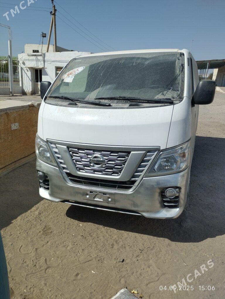 Nissan Urvan 2021 - 294 000 TMT - Aşgabat - img 1